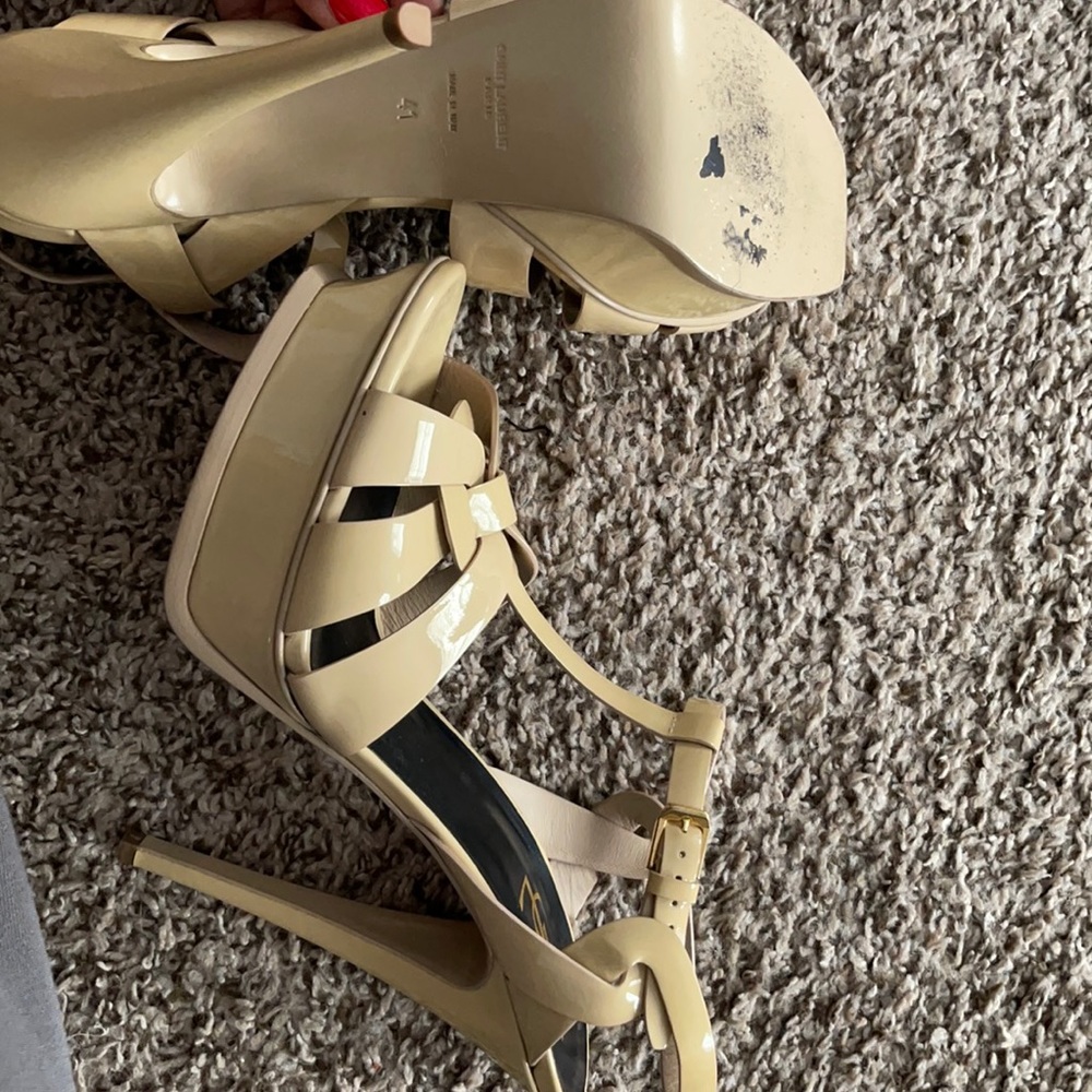 Saint Laurent Tributes